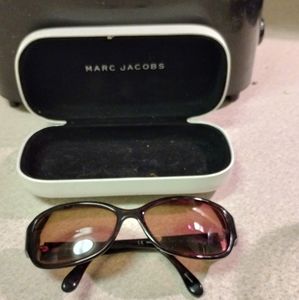 Marc Jacobs sunnies!